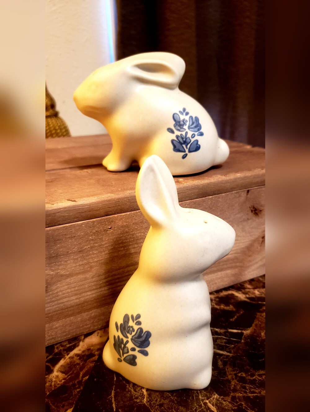 Vintage Pfaltzgraff Heirloom Yorktowne Stoneware Bunny Rabbit S&P Shakers